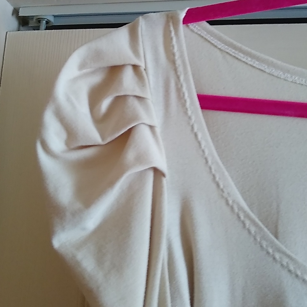 i'm your present long sleeve birthday cake mini - Picture 4 of 4